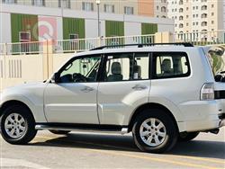 ميتسوبيشي باجيرو